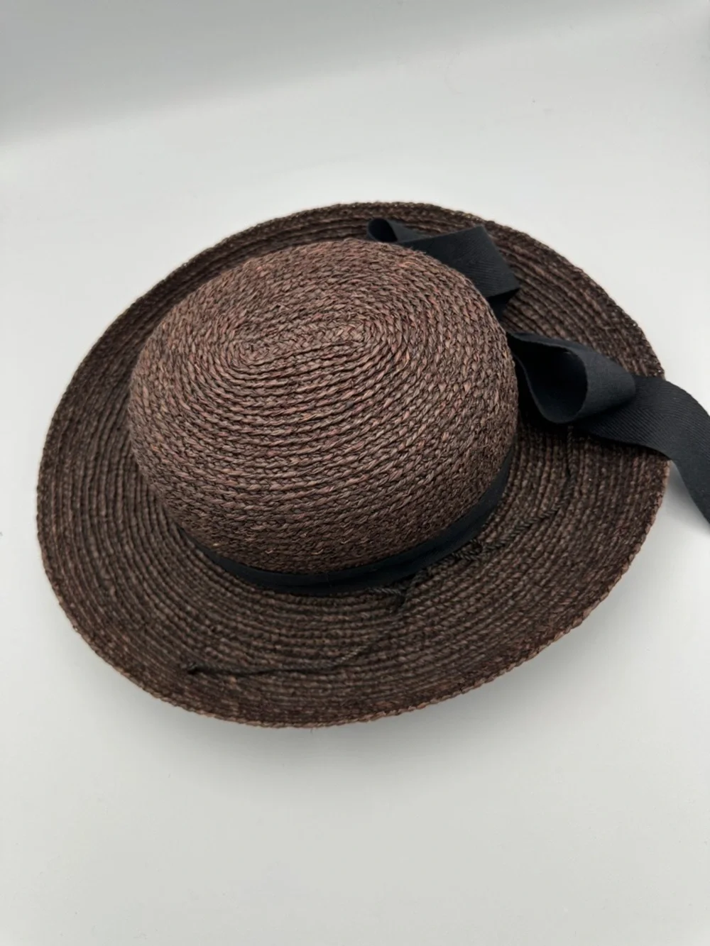 Helen Kaminski Brown Raffia Hat Fits like a small Excellent Like New